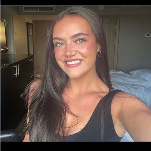 Meet your Posher, Cassie